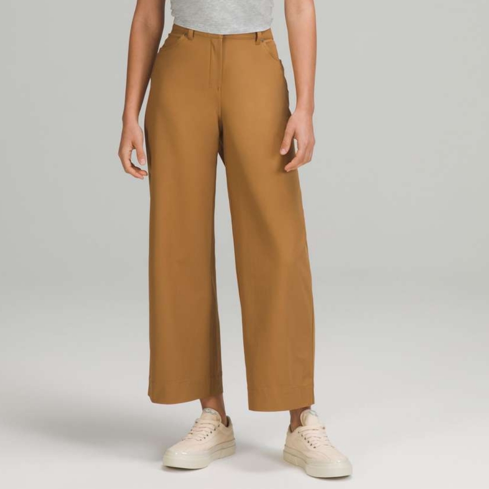 Lululemon 2021 City Sleek 5 Pocket Wide Leg High Rise Pant Size 27